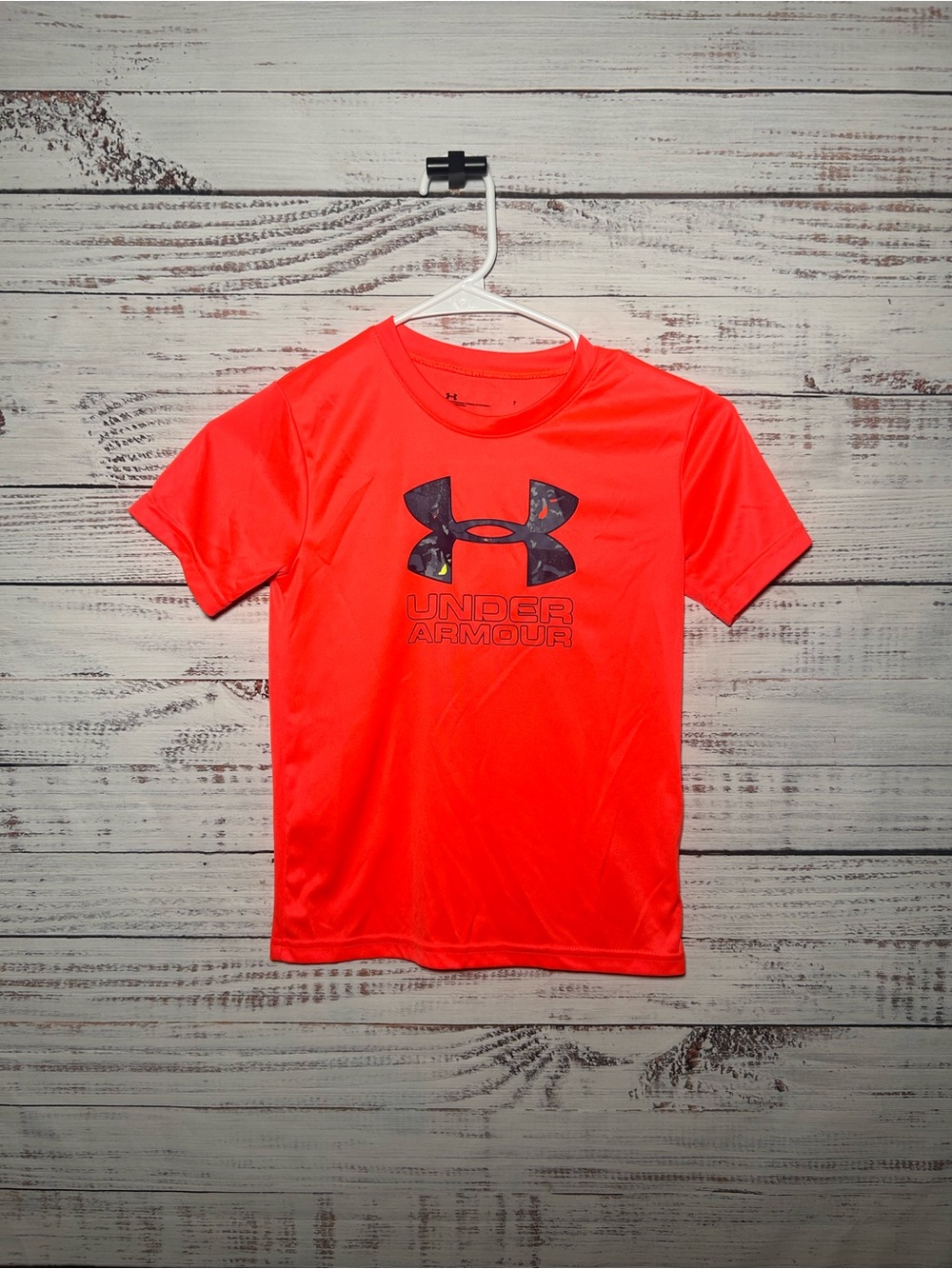 Under Armour Boys' Bright Red Graphic Tech Tee size 7